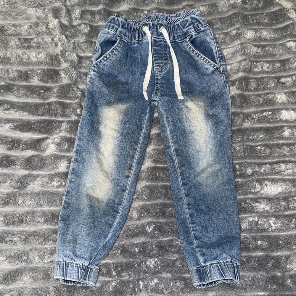 Little Bipsy 3T/4T Joggers.